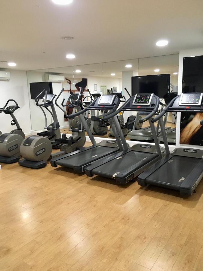 New Central Woking 1 And 2 Bedroom Apartments With Free Gym, Close To Train Station Eksteriør bilde